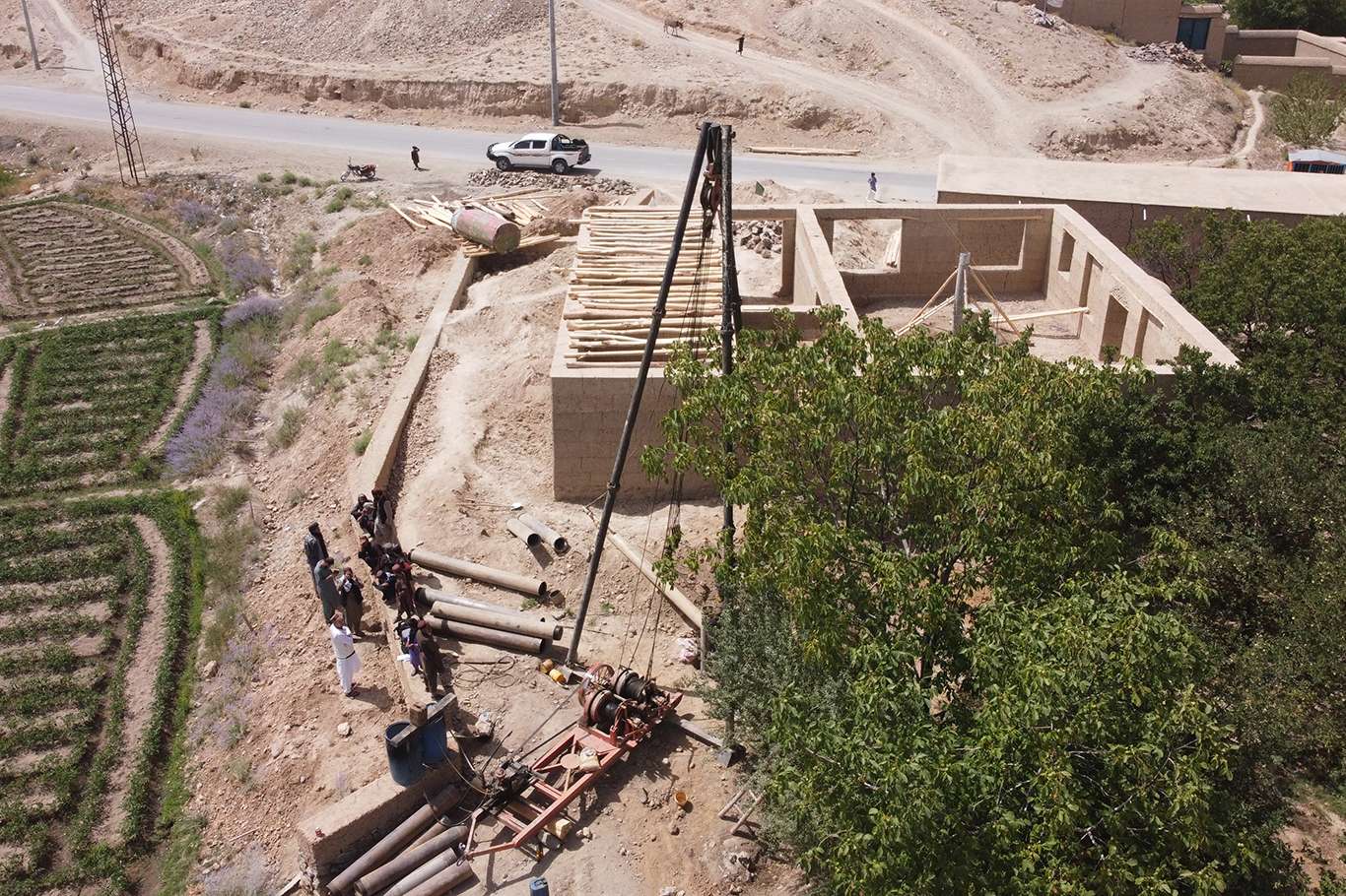 Yetimler Vakfı Afganistan'ın çeşitli bölgelerinde su kuyusu çalışması başlattı